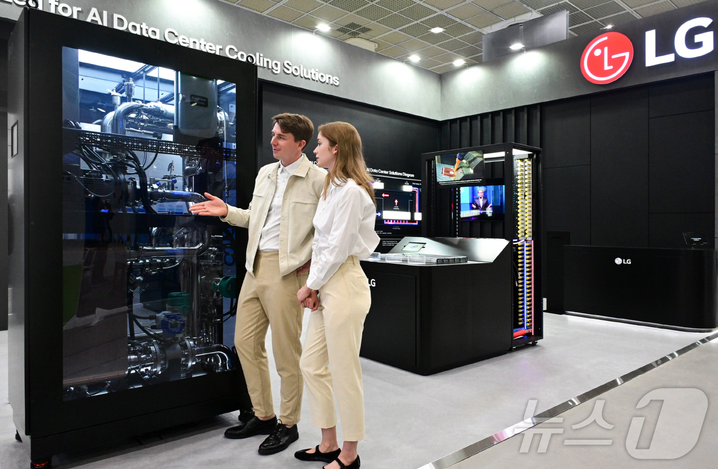 (서울=뉴스1) = LG가 2050년까지 탄소 순배출을 0으로 만드는 탄소중립(넷제로, Net Zero)을 적극 추진하며 기후 위험 대응에 선제적으로 나서고 있다고 16일 밝혔다. …