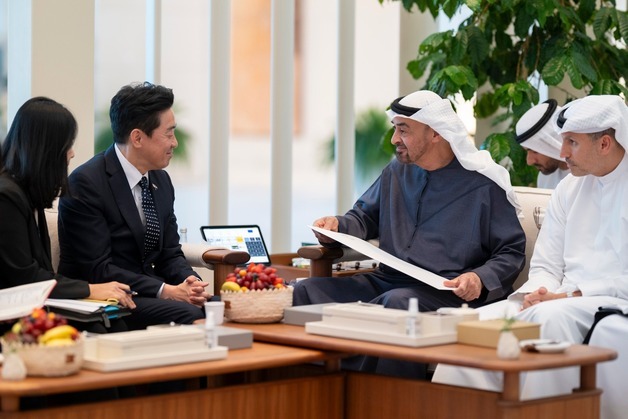 강훈식, UAE대통령에 '李대통령 친서' 전달…"협력 확대 방안 준비"