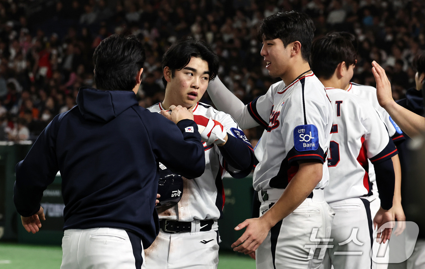 (도쿄=뉴스1) 구윤성 기자 = 16일 오후 일본 도쿄돔에서 열린 월드베이스볼클래식(WBC) 대비 평가전 '2025 케이 베이스볼 시리즈(K-BASEBALL SERIES)' 일본과 …