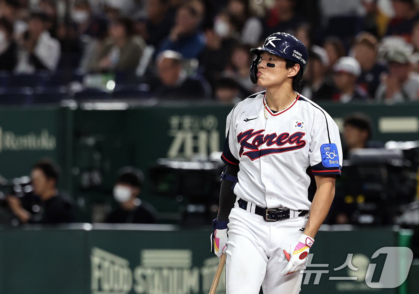 본문 이미지 - 야구대표팀 유니폼을 입은 송성문. 2025.11.16/뉴스1 ⓒ News1 구윤성 기자