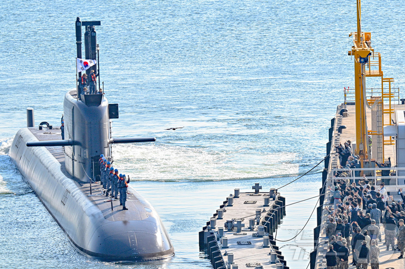 (서울=뉴스1) = 해군은 오는 18일부터 한 달간 미국 괌 근해에서 열리는 한미 연합대잠전 훈련인 ‘2025 사일런트 샤크(Silent Shark) 훈련’에 참가한다고 17일 밝 …