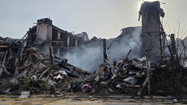 천안 물류창고 화재 60시간 만에 완진…"4층서 최초 발화"