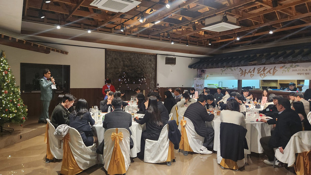 화성시 주선 직장인 미혼남녀 만남 '화성탐사'…13커플 탄생