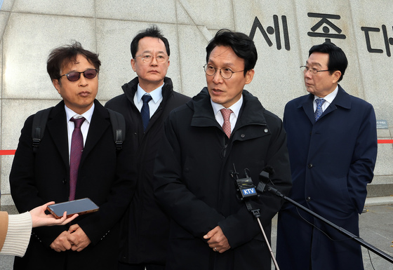 '오세훈 구하기' 나선 국힘…김민석 고발 이어 가짜뉴스 특위