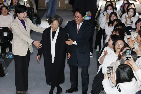 간협 "통합 돌봄은 '국가 의무'…간호사 역할, 지역까지 확대해야"
