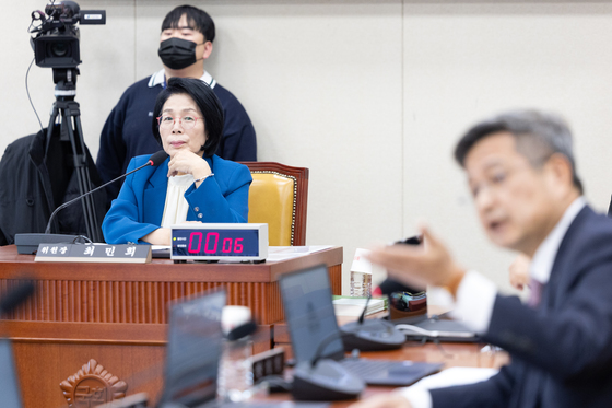 과방위 소위, 허위조작정보 유포 최대 5배 배상 법안 논의