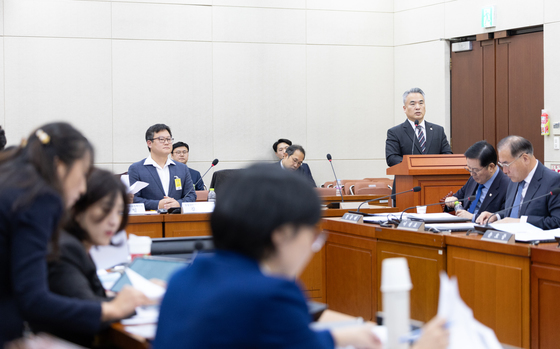 '지역의사 확충'엔 공감했지만…의무복무·면허취소 두고 '팽팽'
