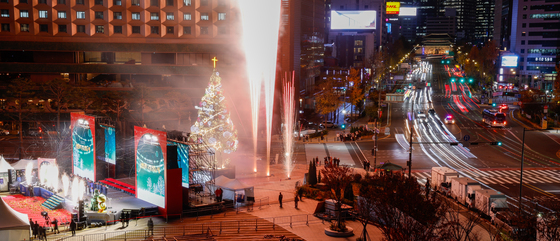 '성탄트리 점등'