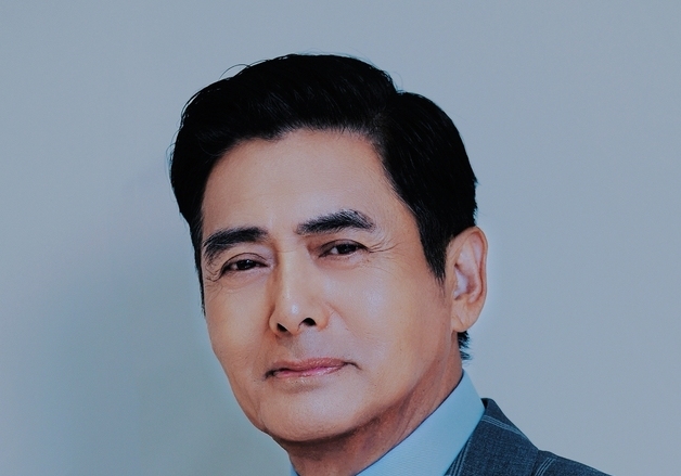 주윤발 '2025 마마 어워즈' 글로벌 시상자 참석…챕터2 장식