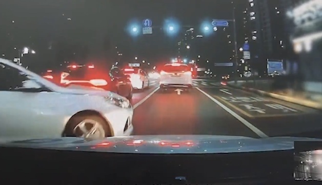 렌터카 몰고 일부러 '쾅'…8500만원 보험사기 일당 24명 검거