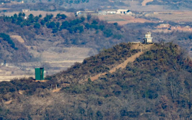 민주, DMZ 폭발 사고에 "조속한 쾌유…부상 장병 지원 아끼지 않겠다"