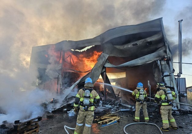 이천 팰릿 보관창고서 화재…1시간 50여분 만에 완진(종합)