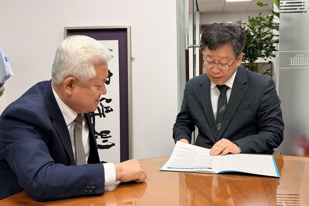 황인홍 무주군수, 국회서 내년도 국비 확보 '막판 총력'