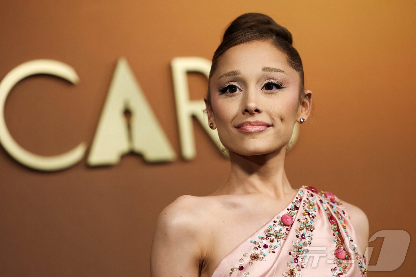 본문 이미지 - 가수 아리아나 그란데 ⓒ 로이터=뉴스1 ⓒ 로이터=뉴스1