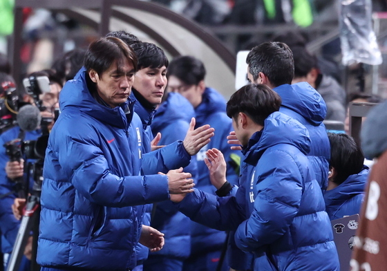 '11연속 월드컵 본선' 홍명보호, 2025년 성과는 스리백+새 얼굴 실험