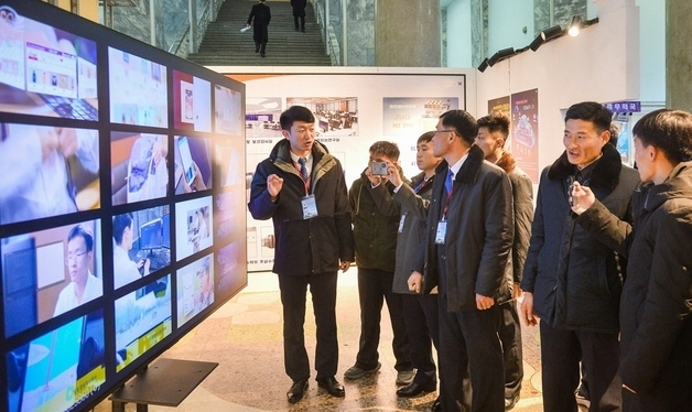 北, 과학기술 제품 전시회 개막…해마다 100여개 참가 단위 늘어