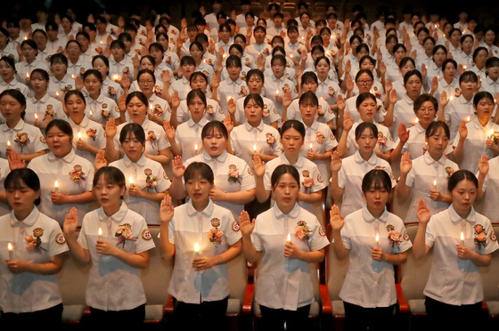 [화보] 대구보건대 간호학과 307명 '나이팅게일 선서'