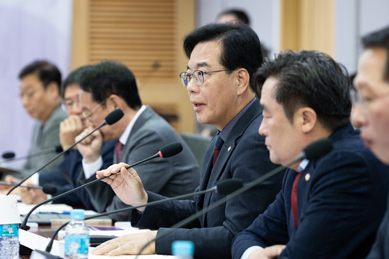 인사말하는 송언석 국민의힘 원내대표