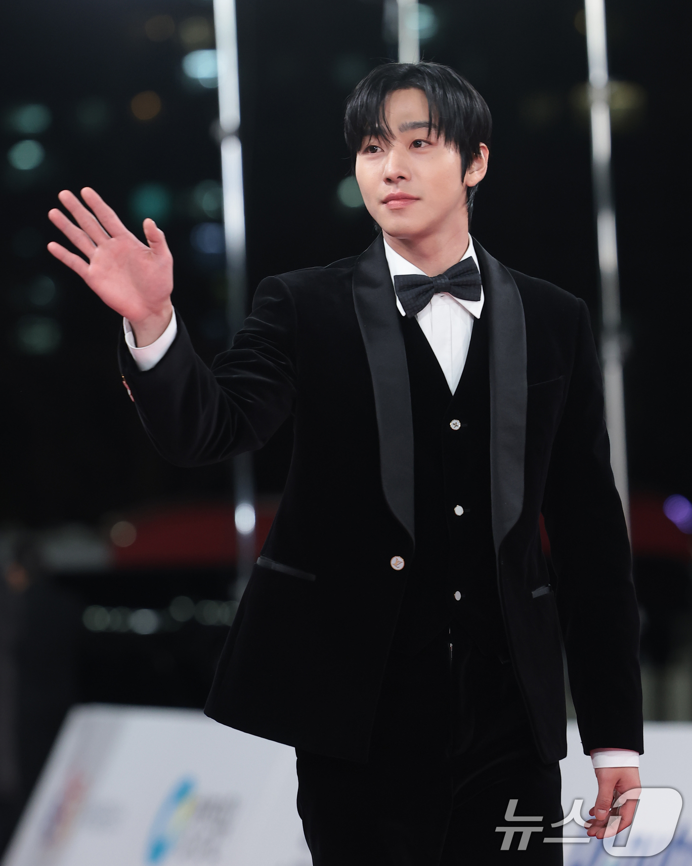 (서울=뉴스1) 권현진 기자 = 배우 안효섭이 19일 오후 서울 영등포구 KBS홀에서 열린 제46회 청룡영화상 시상식에 참석해 레드카펫을 밟고 있다. 2025.11.19/뉴스1