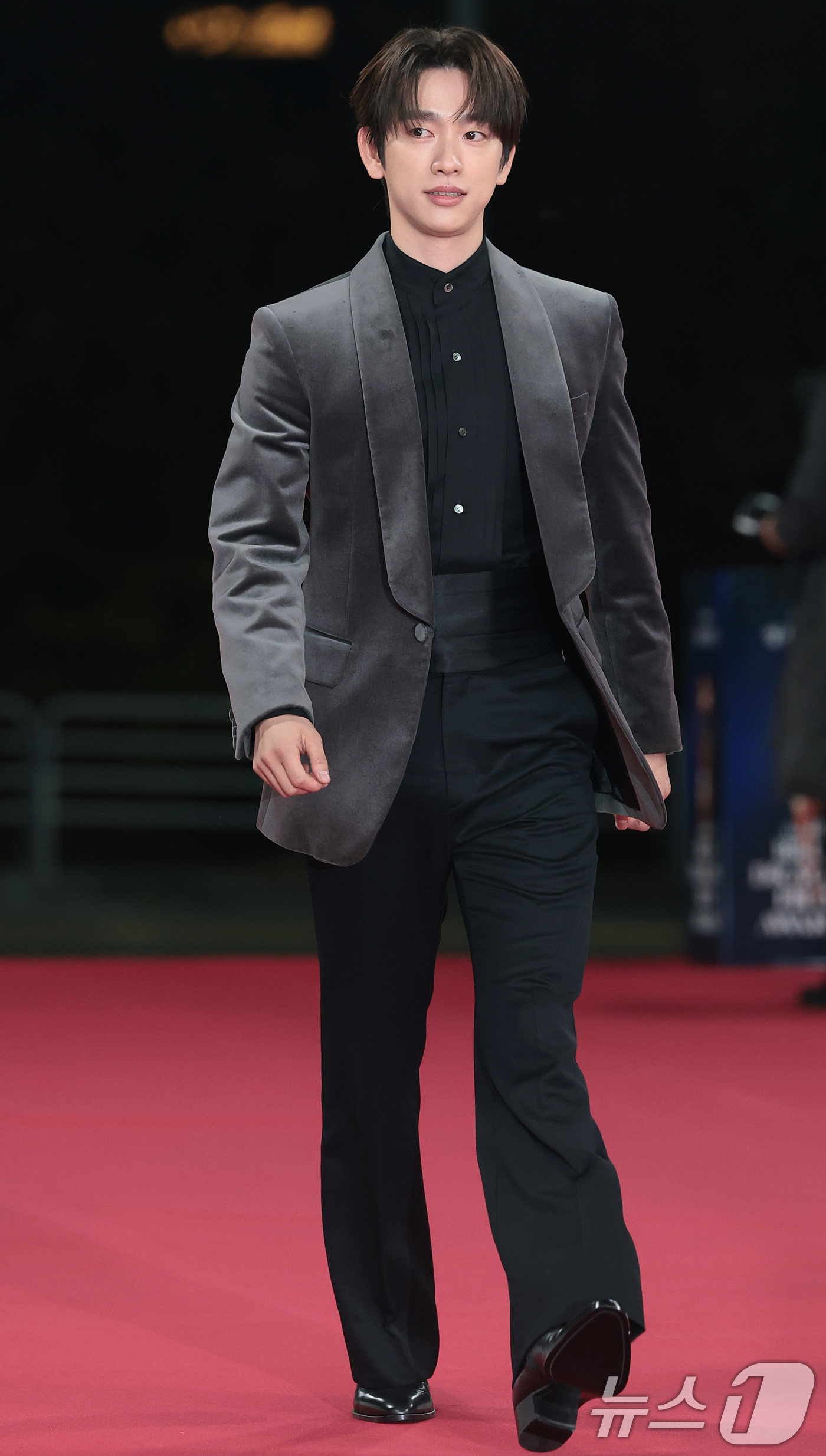 (서울=뉴스1) 권현진 기자 = 배우 박진영이 19일 오후 서울 영등포구 KBS홀에서 열린 제46회 청룡영화상 시상식 레드카펫 행사에 참석하고 있다. 2025.11.19/뉴스1