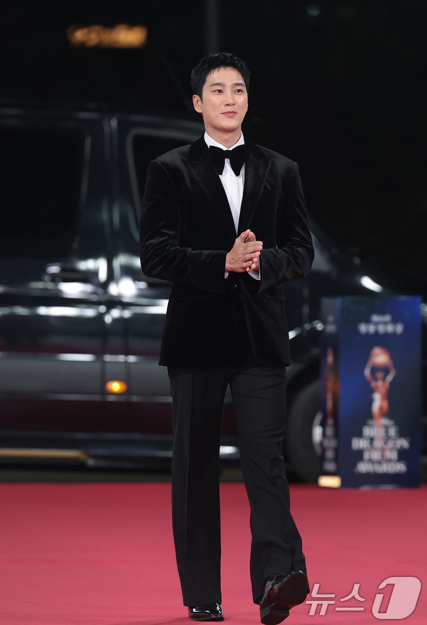 (서울=뉴스1) 권현진 기자 = 배우 안보현이 19일 오후 서울 영등포구 KBS홀에서 열린 제46회 청룡영화상 시상식에 참석해 레드카펫을 밟고 있다. 2025.11.19/뉴스1