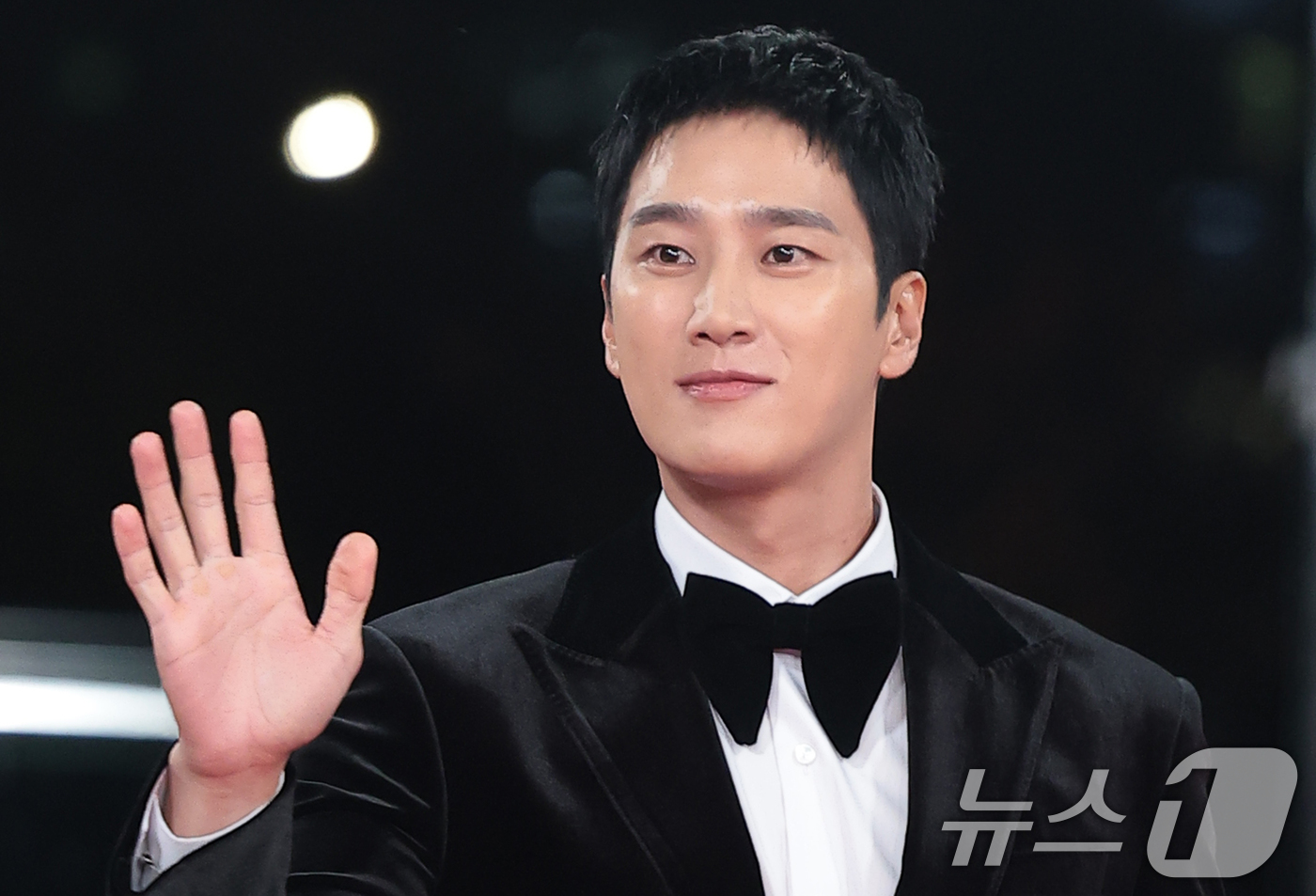 (서울=뉴스1) 권현진 기자 = 배우 안보현이 19일 오후 서울 영등포구 KBS홀에서 열린 제46회 청룡영화상 시상식에 참석해 레드카펫을 밟고 있다. 2025.11.19/뉴스1