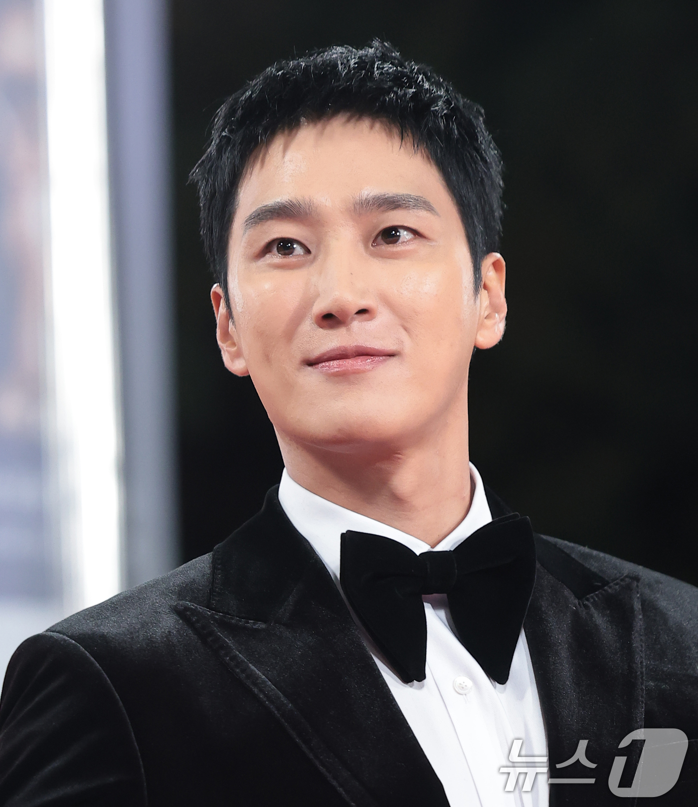 (서울=뉴스1) 권현진 기자 = 배우 안보현이 19일 오후 서울 영등포구 KBS홀에서 열린 제46회 청룡영화상 시상식에 참석해 레드카펫을 밟고 있다. 2025.11.19/뉴스1