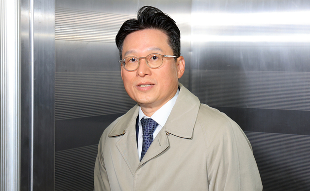 '순직해병 수사방해 혐의' 김선규 전 부장검사, 영장실질심사 출석