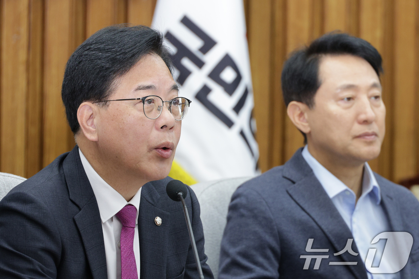 (서울=뉴스1) 신웅수 기자 = 송언석 원내대표가 2일 서울 여의도 국회에서 열린 국민의힘-서울·인천·경기·강원 예산정책협의회에서 발언하고 있다. 2025.11.2/뉴스1