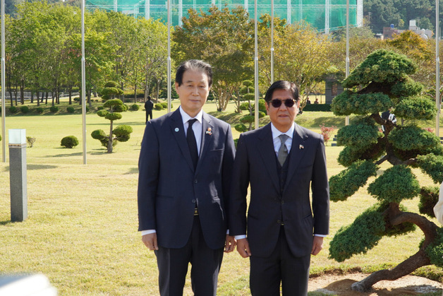 권오을 보훈장관, 필리핀 국방장관 접견…보훈협력 방안 논의