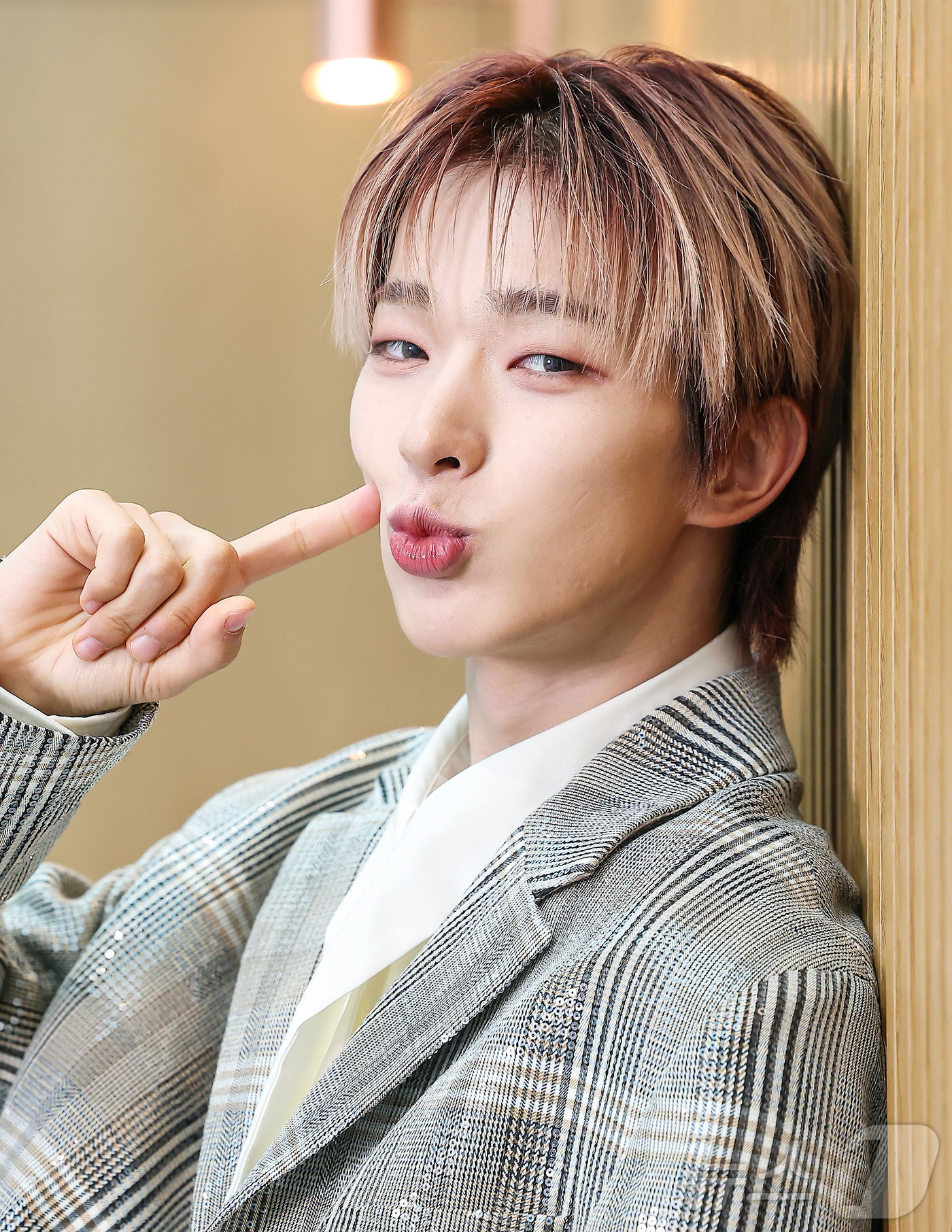 (서울=뉴스1) 김진환 기자 = JYP엔터테인먼트 소속 7인조 보이그룹 넥스지(NEXZ)의 리더 토모야가 서울 강동구 JYP 사옥에서 뉴스1 '물 건너온 아이들' 인터뷰를 앞두고 …