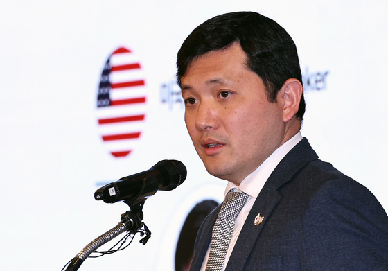 케빈 김 주한미국대사대리 "한미 정상, '北 완전한 비핵화' 재확인"