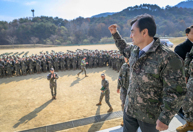 軍 복무 10년 넘겨도 자가보유율 44.5%…공무원 평균보다 10%p 낮아