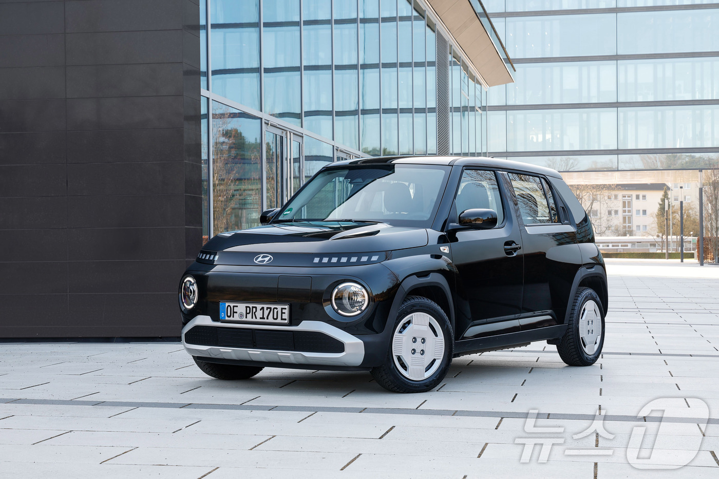 (서울=뉴스1) = 현대차는 캐스퍼 일렉트릭이 독일 유력 자동차 전문 매체 ‘아우토빌트’와 주간지 ‘빌트 암 존탁’이 공동 주관하는 ‘2025 골든 스티어링 휠 어워드’에서 ‘2만 …