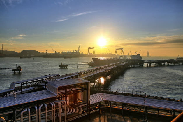 SK, 그룹 내 신재생 에너지 사업 통합 추진…KKR과 파트너십