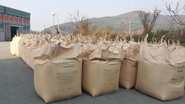 정부, 쌀 초과 생산량 6만 6000톤 격리…대여곡 12만 톤 반납 추진
