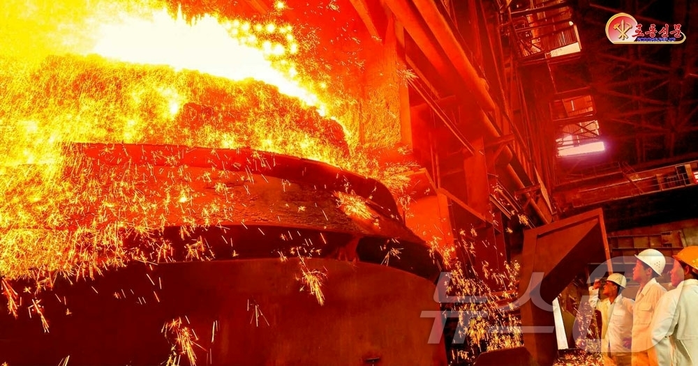 (평양 노동신문=뉴스1) = 북한 노동당 기관지 노동신문은 24일 당대회를 노력적 성과로 맞이하기 위한 투쟁기세가 고조되고 있다고 보도했다. [국내에서만 사용가능. 재배포 금지. …