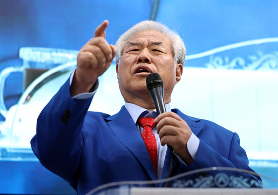 검찰, '전광훈 집회 제한' 의견서…전광훈 측 "광화문 집회 중단"(종합)