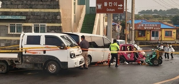제주 우도 승합차 돌진사고 차량감식