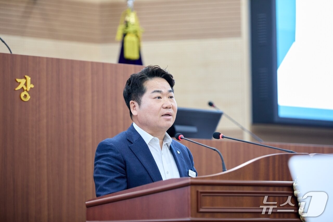 본문 이미지 - 시정연설하는 오세현 아산시장. &#40;아산시청 제공. 재판매 및 DB금지&#41;