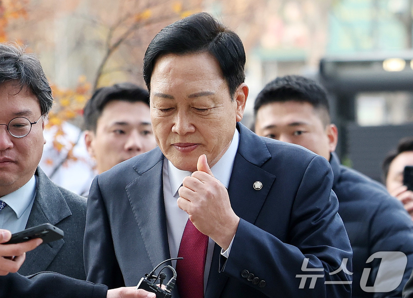 (서울=뉴스1) 박지혜 기자 = 김선교 국민의힘 의원이 26일 서울 종로구 광화문 KT 빌딩에 마련된 김건희 특검(특별검사 민중기) 사무실에 피의자 신분으로 출석하고 있다. 202 …