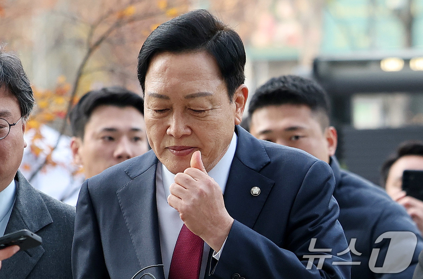 (서울=뉴스1) 박지혜 기자 = 김선교 국민의힘 의원이 26일 서울 종로구 광화문 KT 빌딩에 마련된 김건희 특검(특별검사 민중기) 사무실에 피의자 신분으로 출석하고 있다. 202 …