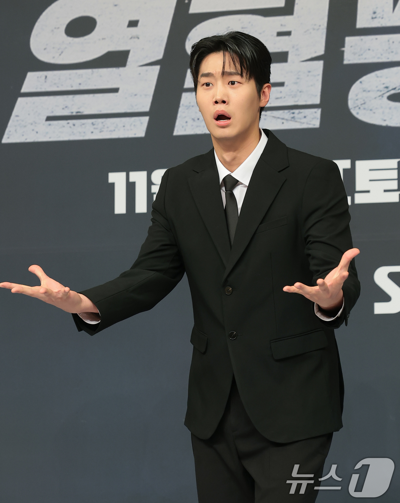 (서울=뉴스1) 권현진 기자 = 김택이 29일 오전 서울 양천구 목동 SBS에서 열린 새 농구 예능 프로그램 '열혈농구단’ 제작발표회에 참석해 포즈를 취하고 있다.'열혈농구단'은 …