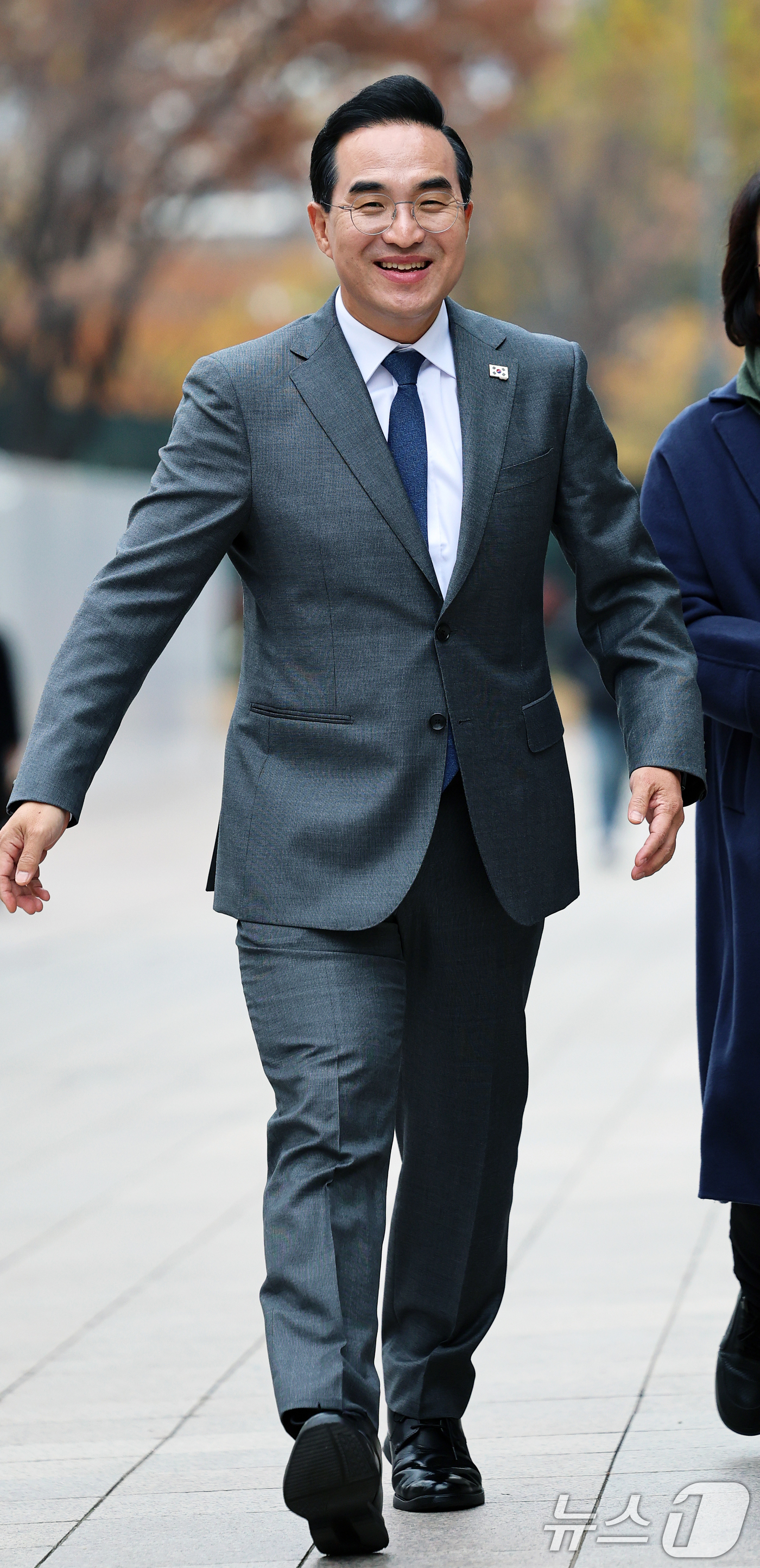 (서울=뉴스1) 오대일 기자 = 박홍근 더불어민주당 의원이 26일 서울시청 앞에서 열린 서울시장 출마 선언 기자회견에 참석하고 있다. 당 원내대표를 역임한 4선 중진 박 의원은 이 …