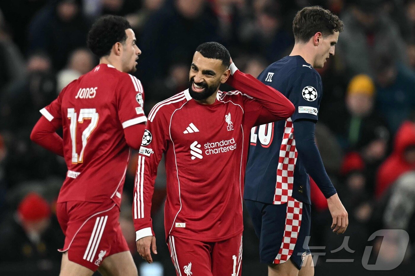 본문 이미지 - 리버풀은 27일&#40;한국시간&#41; 열린 PSV 에인트호번과 2025-26 UEFA 챔피언스리그&#40;UCL&#41; 리그 페이즈 5차전에서 1-4로 대패했다. ⓒ AFP=뉴스1