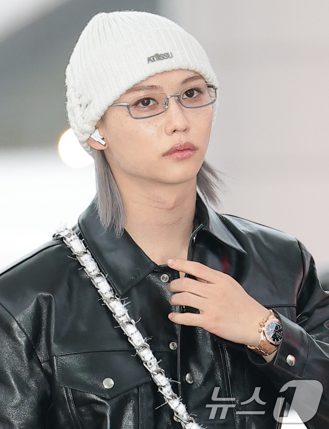 (인천공항=뉴스1) 권현진 기자 = 스트레이키즈 필릭스가 26일 오전 '2025 MAMA AWARDS'(2025 마마 어워즈) 를 위해 27일 인천 인천국제공항을 통해 홍콩으로 출 …