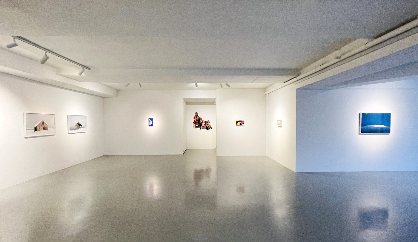 본문 이미지 - &#39;연말 선물 위한 소형 작품전&#39; 전시 전경 &#40;공근혜갤러리 제공&#41;