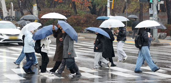 올해 마지막 월요일 출근길에 눈·비…강원산지 최고 8㎝ 눈[오늘날씨]