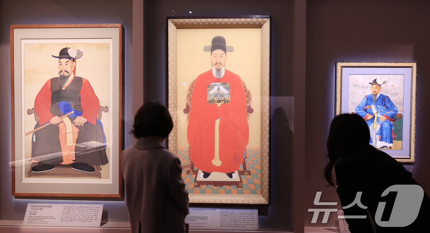 본문 이미지 -  서울 용산구 국립중앙박물관 특별전시실에서 열리고 있는 '우리들의 이순신' 전. /뉴스1 ⓒ News1 이호윤 기자