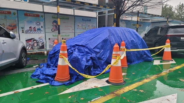 충주호에서 인양된 청주 50대 여성 실종 사건 차량